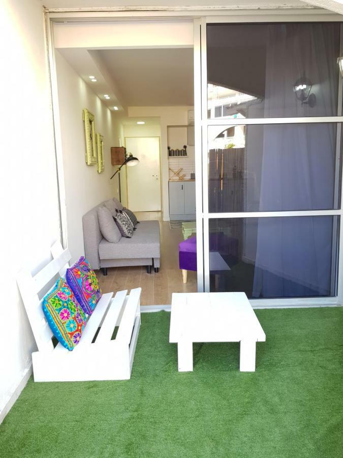 Stylish With A Patio Close To The Apartment Eilat